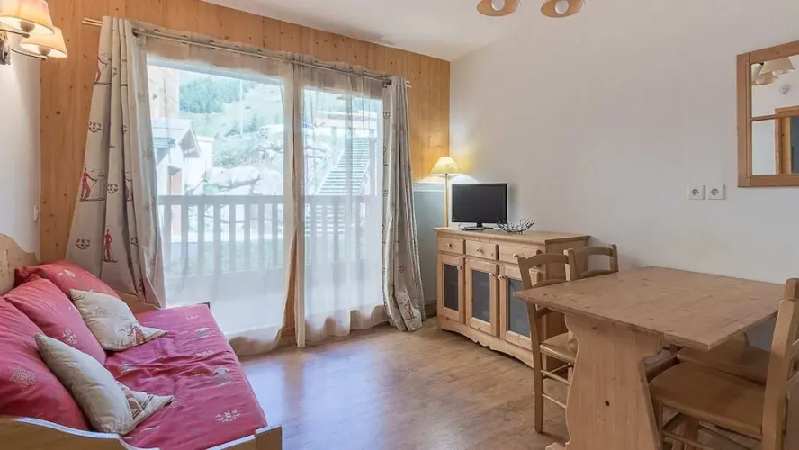 Apartment in Orcieres With Ski Slope Views