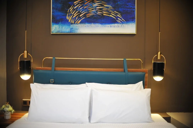 Skye Hotel