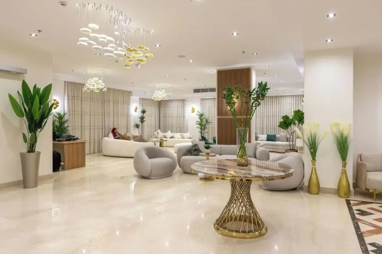 Mazar Pyramids Hotel