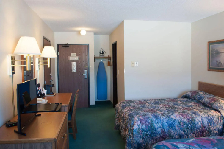 Cobblestone Inn Suites Merrill