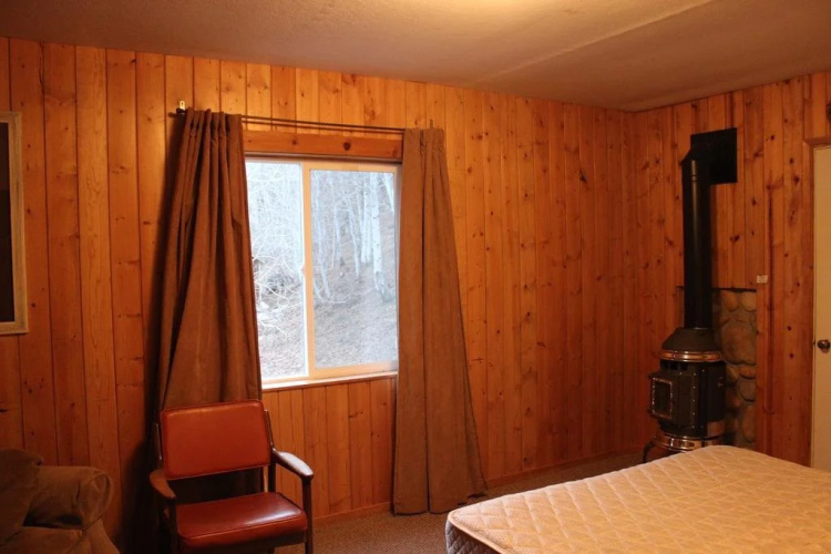 Twin Lakes Resort