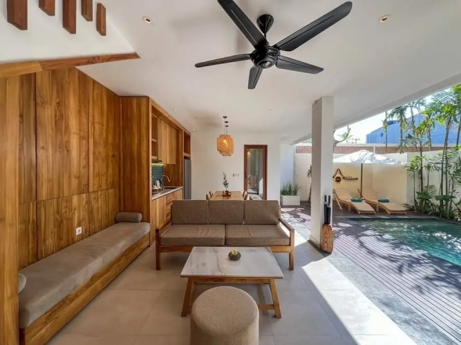 2 Bedrooms Villa