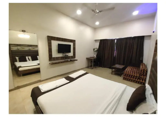 Hotel Lalit Inn
