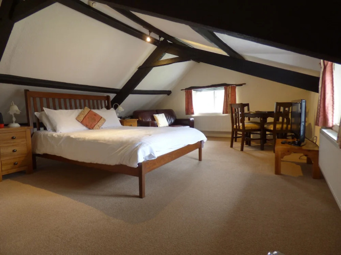 Bearslake Inn