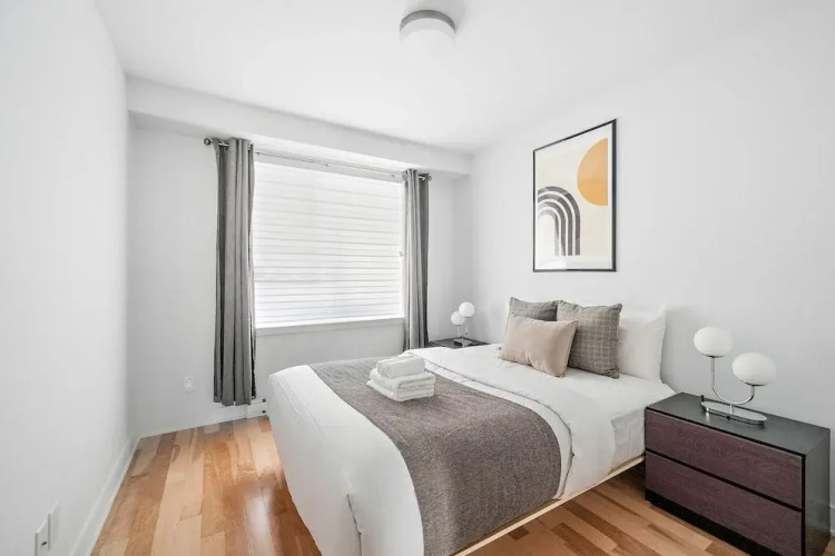 2251 Rue Lespérance