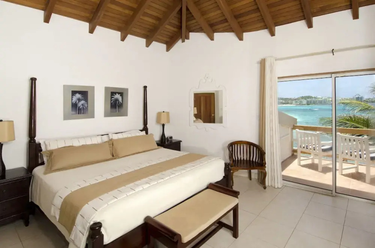 Bell'Mare by Island Properties Online