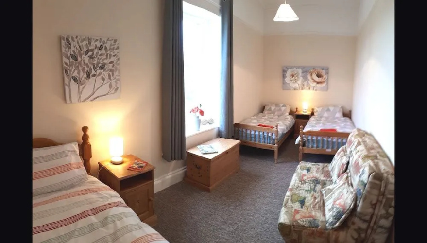 East Wing Apartment