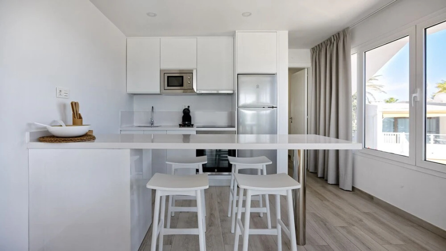 Deva Beach Boutique Apartments