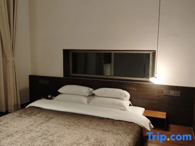 1 Bedroom Double Suite