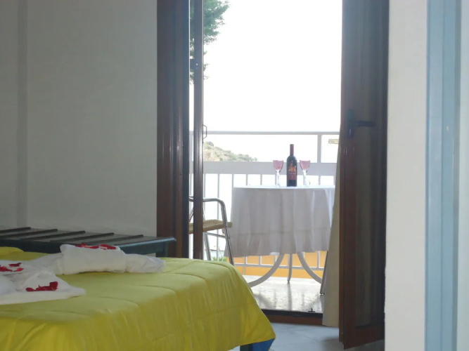 Koronis Hotel