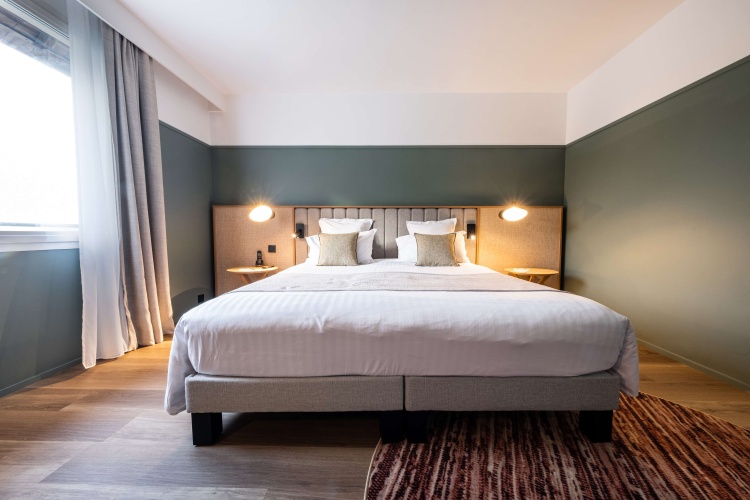 Double Suite