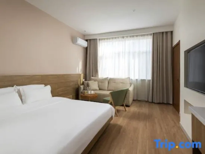 2 Bedrooms Suite