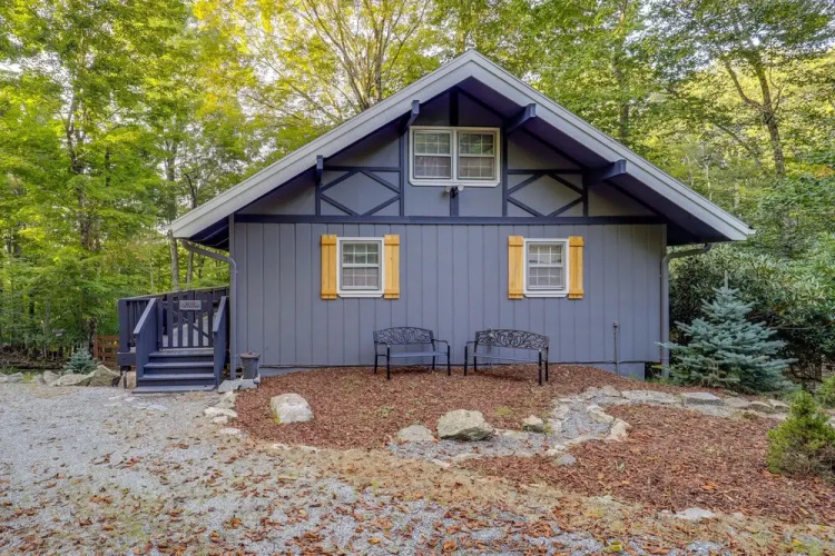 'bear Crossing Chalet:' Beech Mountain Family Home