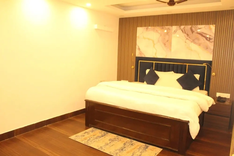 Superior room