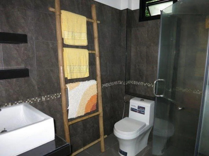 Iris Villa