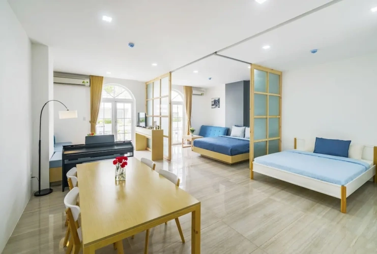 Standard Family room