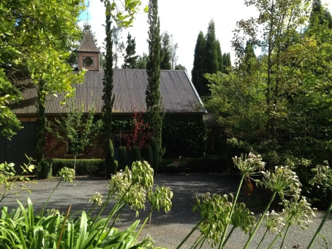 2 Bedrooms Cottage