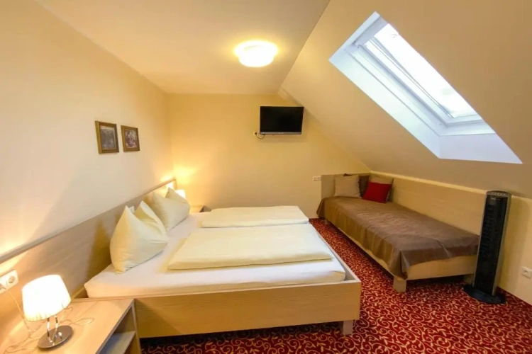 Deluxe Double room