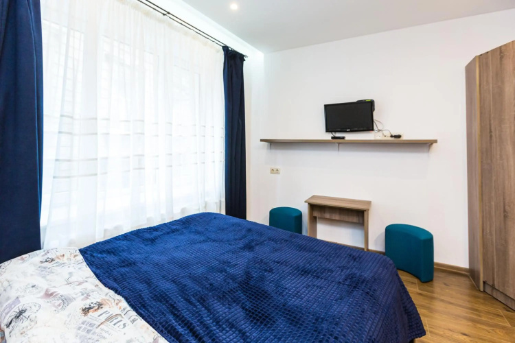 2 Kn. Romana Apartment