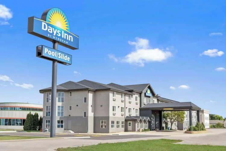 Days Inn - Steinbach - Manitoba