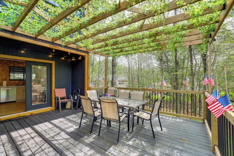 4 Bedrooms Cottage