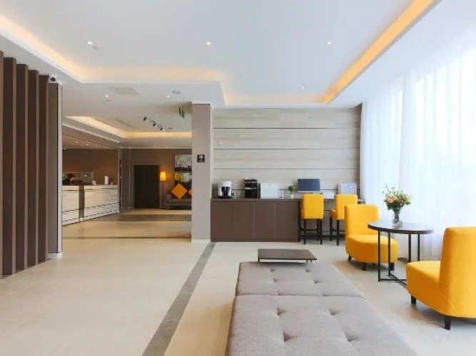 Homeinn Plus (Shijiazhuang Zhengding Airport)