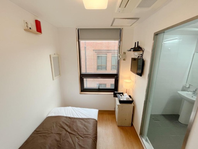 Single room