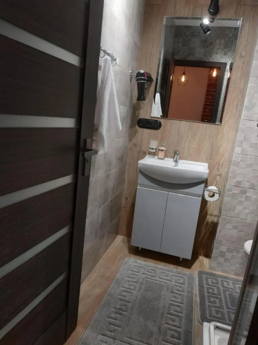 Loft апартаменти з балконом в центрі Львова