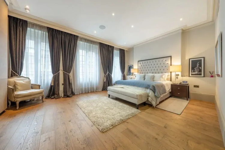 Mayfair Mansions
