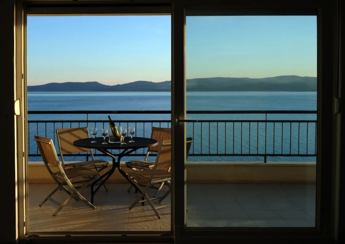 Citybreak Apartman With Private Beach Near Split