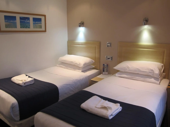 Twin room