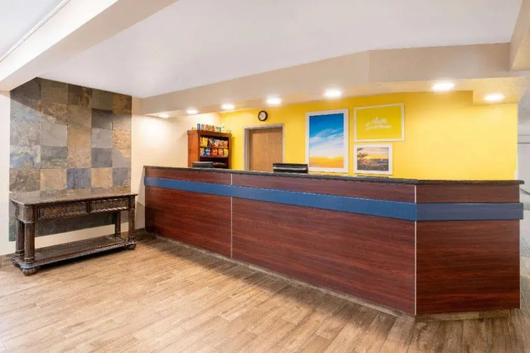Days Inn by Wyndham Greeley