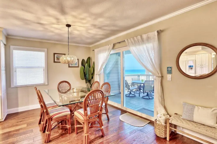 Pelican Pointe 4C