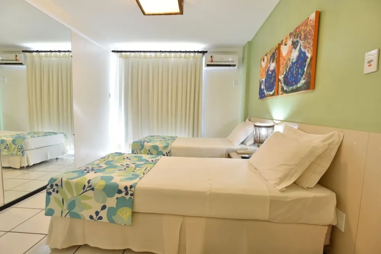 Standard Twin room with balcony