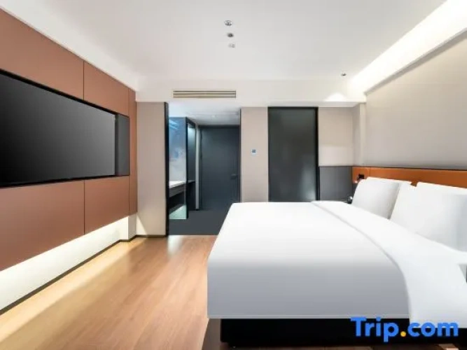 Standard Double room with river view