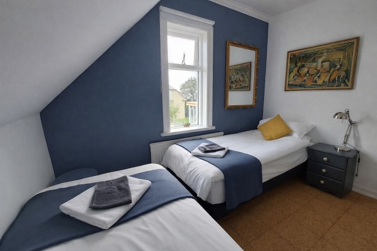 Twin room