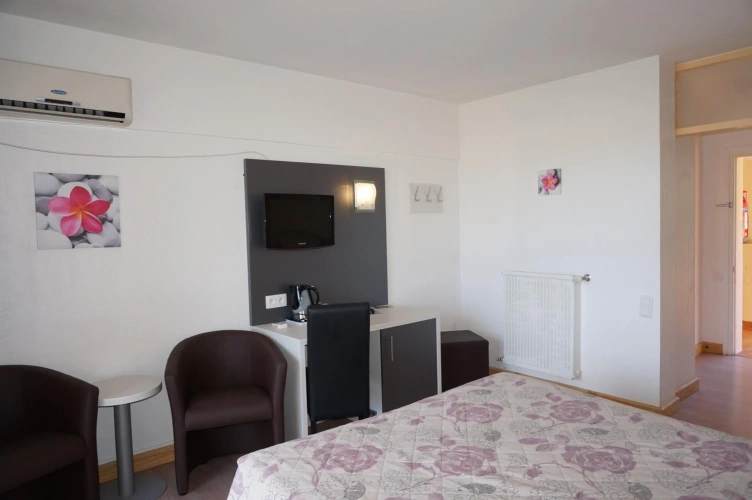 Guest rooms