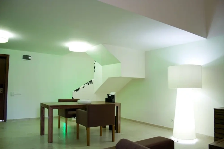 1 Bedroom Deluxe Apartment