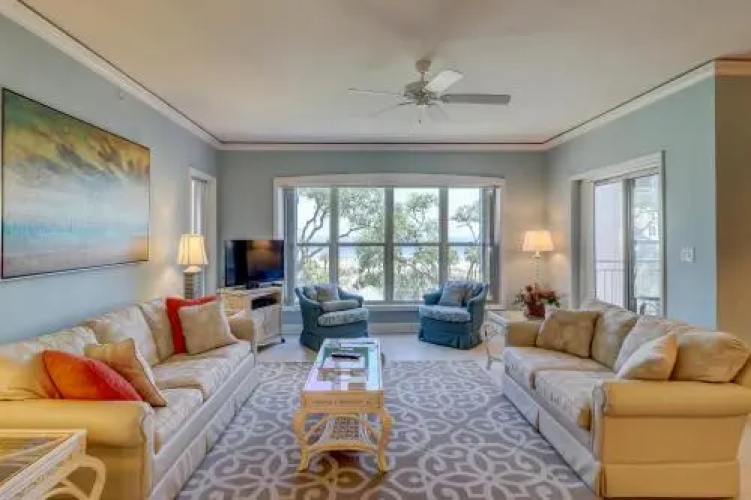 Hampton Place II 6301