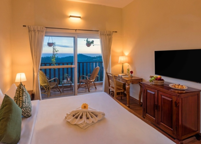 Standard Double room with balcony and with view
