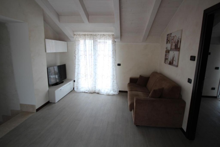 1 Bedroom Double Attic Apartment