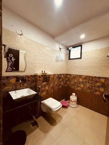 Hotel Lotus Inn