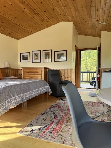 Superior Cottage