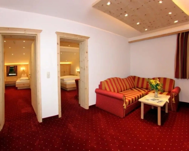 3 Bedrooms Deluxe Apartment