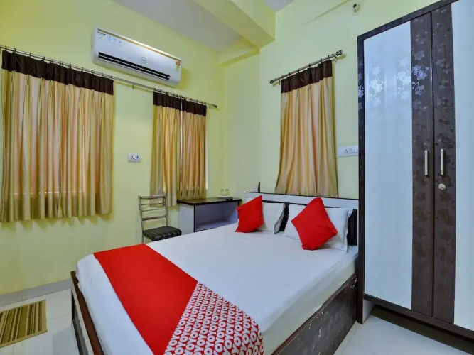 Primrose Residency by OYO Rooms
