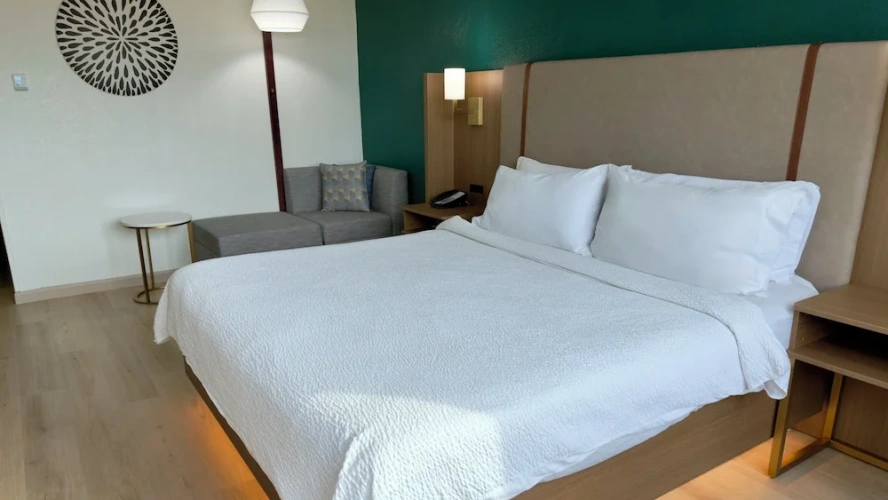 Premium High Floor Double room with stadium view