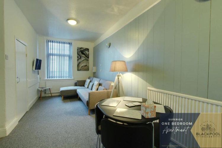 1 Bedroom Superior Double Apartment
