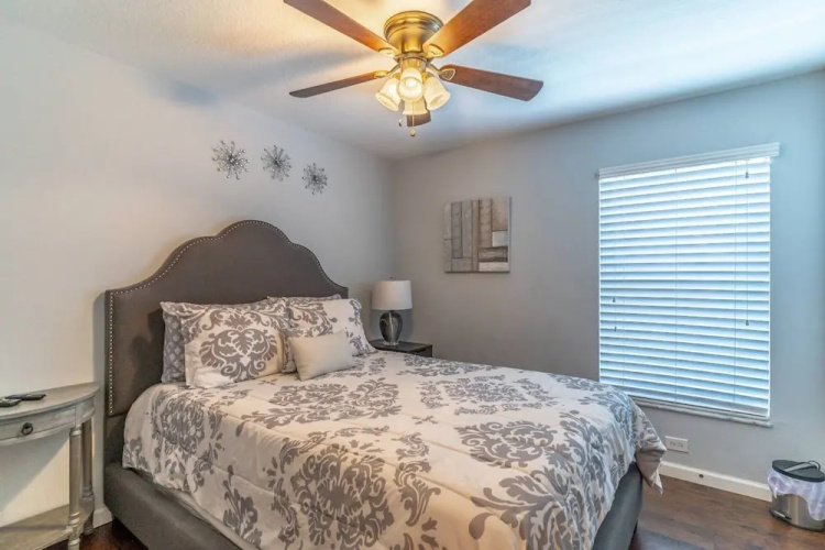 8118 Windsor Palms