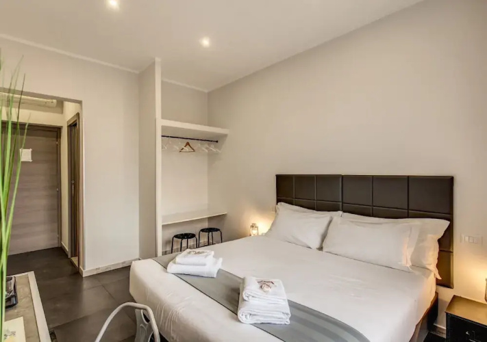 Floor 6 Boutique Rooms by DOT Suites