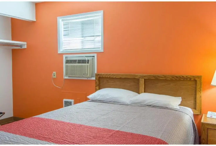 Motel 6 Troy